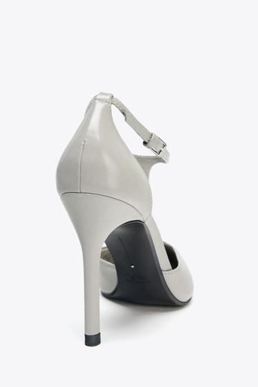 CHAUSSURES À TALONS À BRIDES - Gris clair de Zara - Image 4