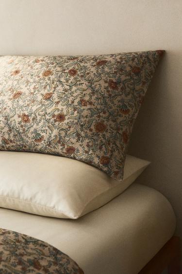 FLORAL PRINT SATEEN PILLOWCASE (300 THREAD COUNT) - Light beige by Zara - Image 5