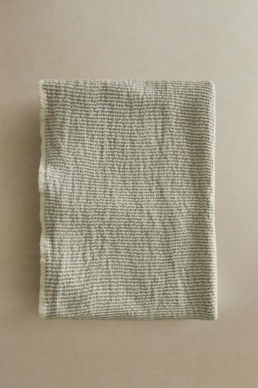 Zaras BADHANDDUK MED MINIVÅFFELSTRUKTUR - Grönaktig