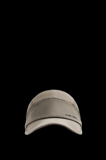 PERFORATED TECHNICAL CAP - camel by Zara