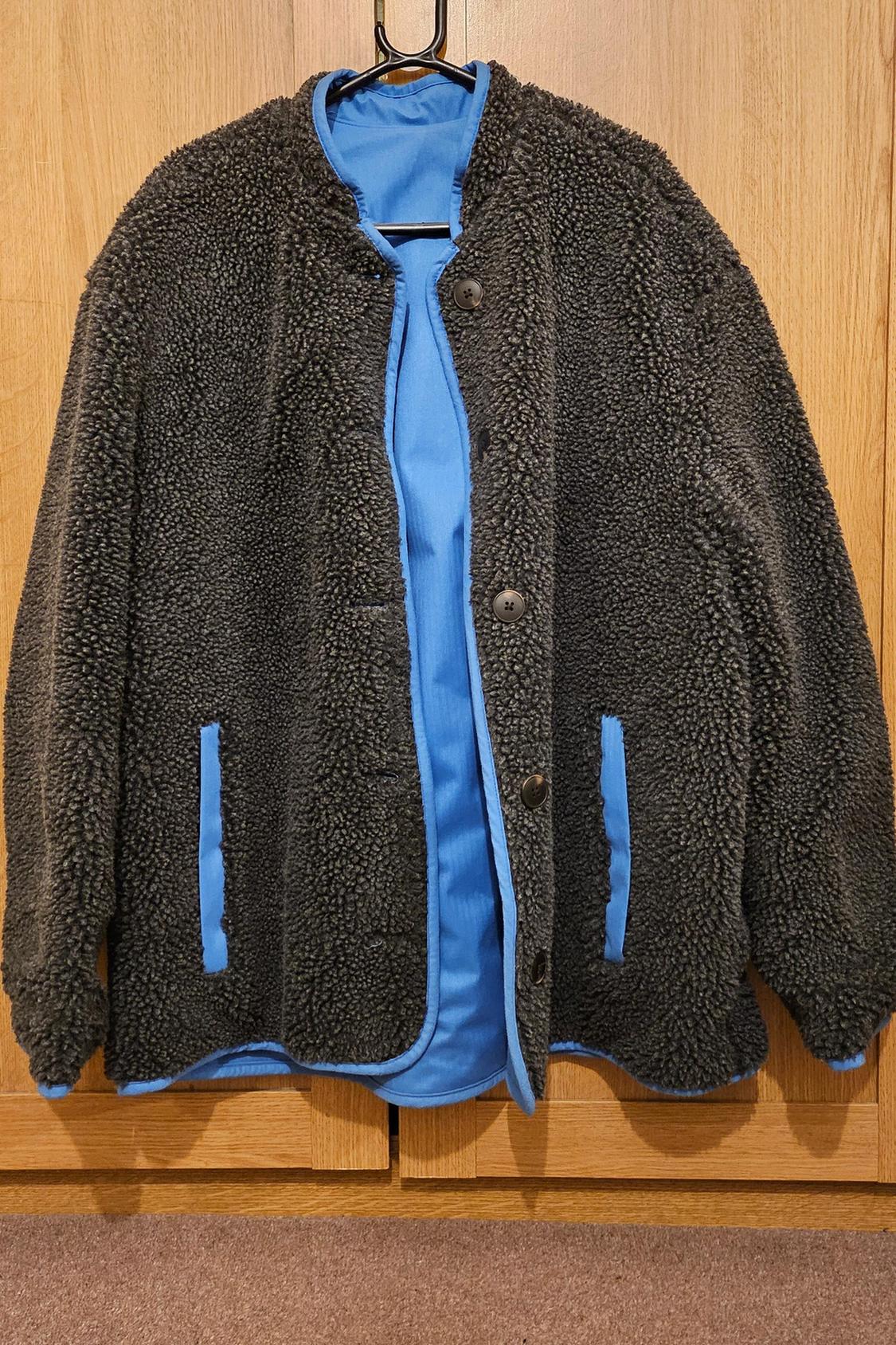 REVERSIBLE FAUX SHEARLING JACKET