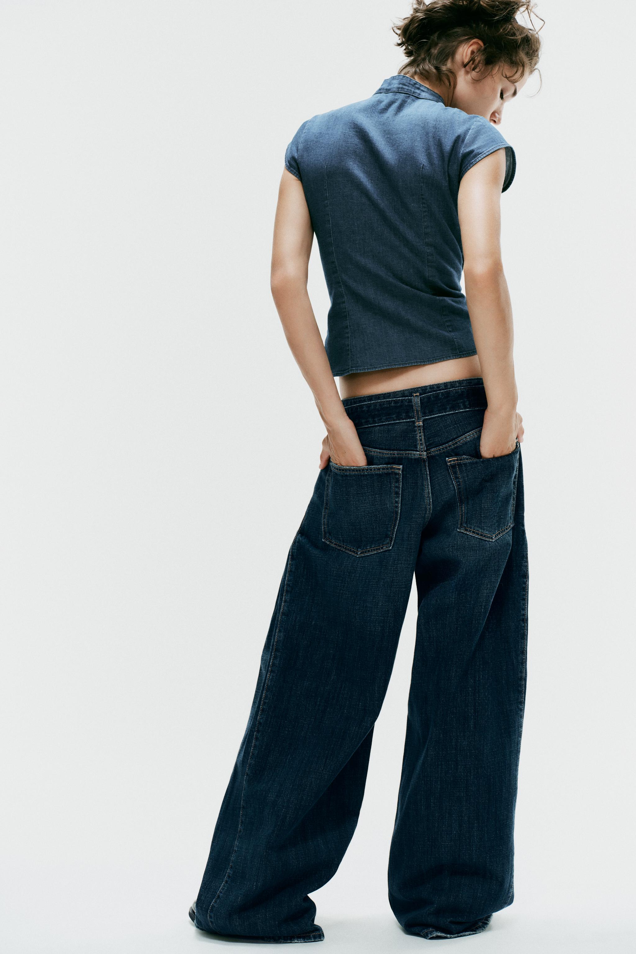 TRF MID-RISE PLEATED BELTED JEANS