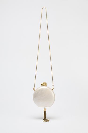 BOX BAG WITH TASSEL AND FRINGING - white by Zara