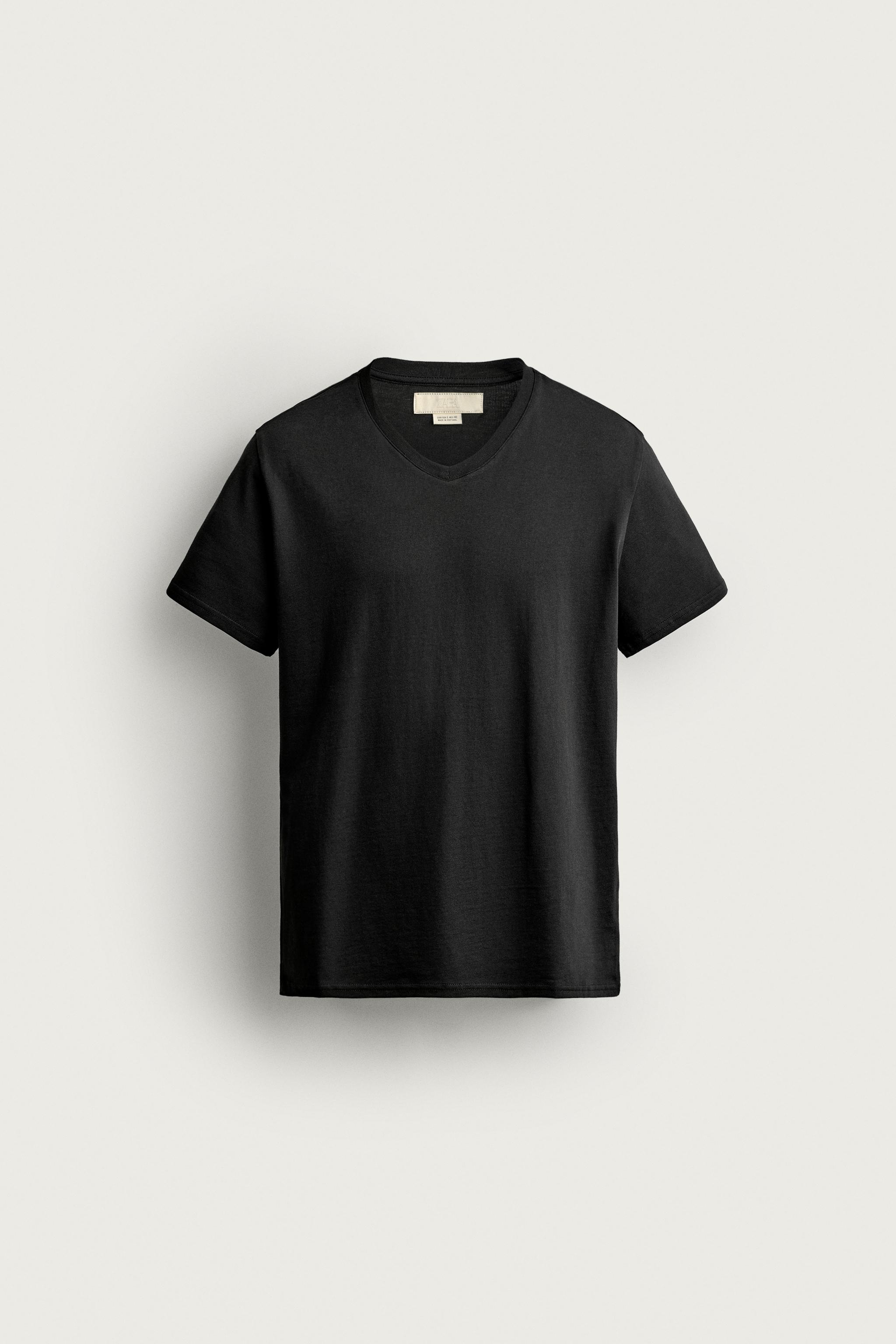 SLIM FIT V-NECK T-SHIRT