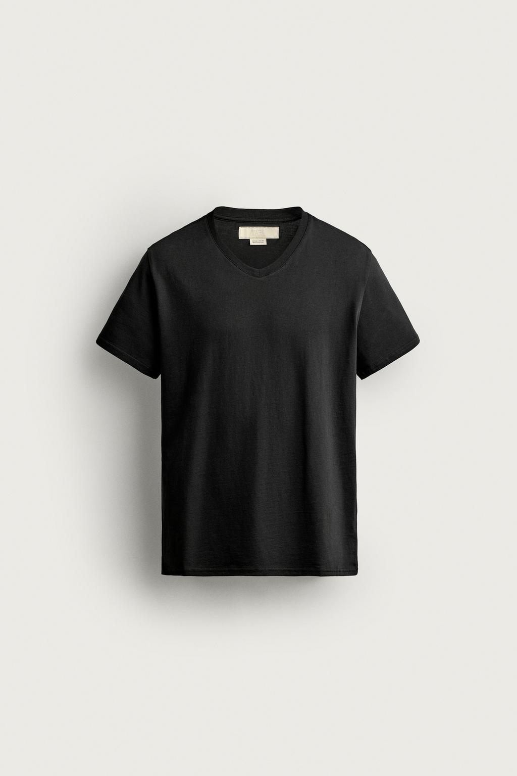 SLIM FIT V-NECK T-SHIRT