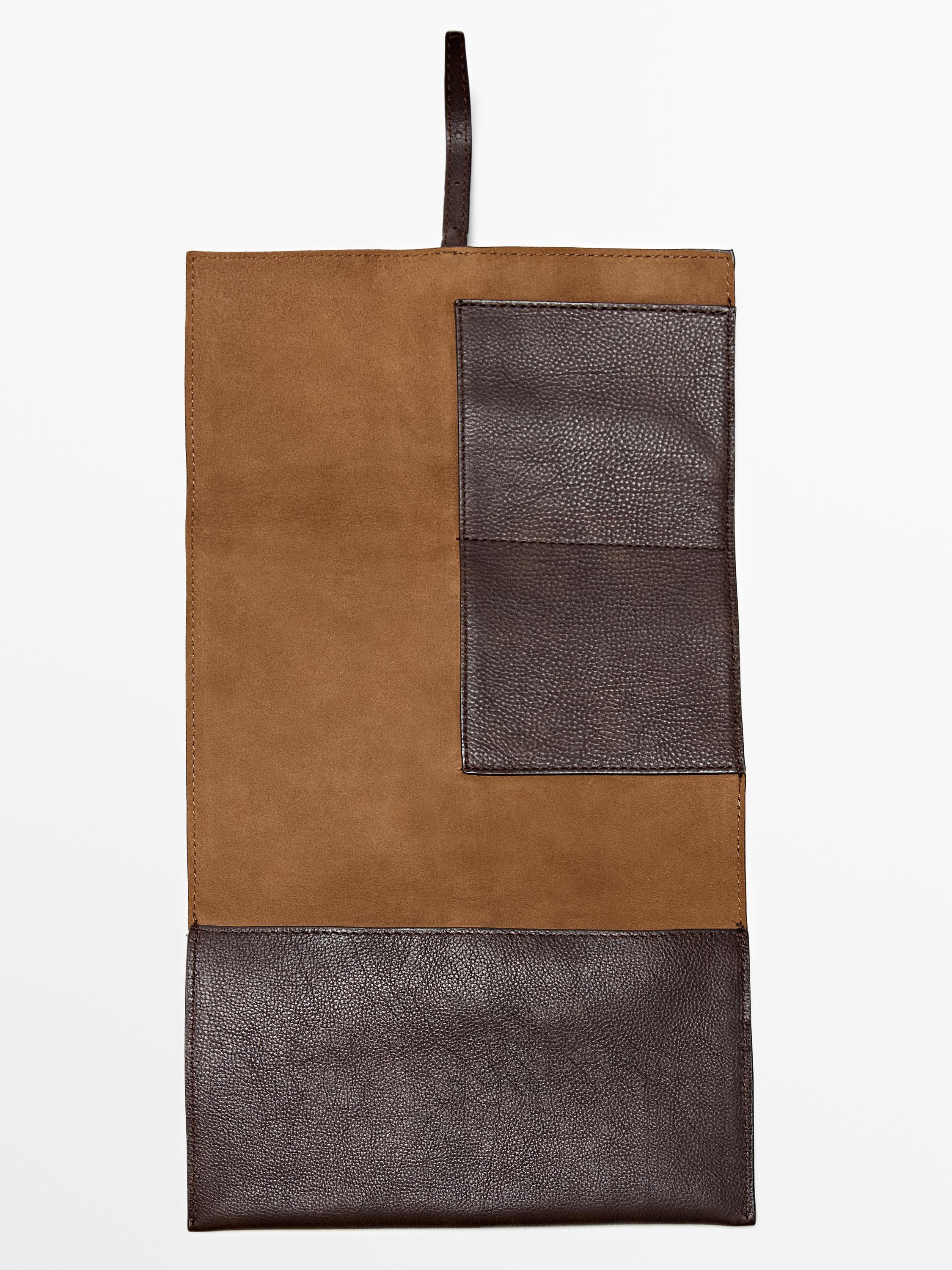 Housse pour accessoires technologiques en cuir nappa