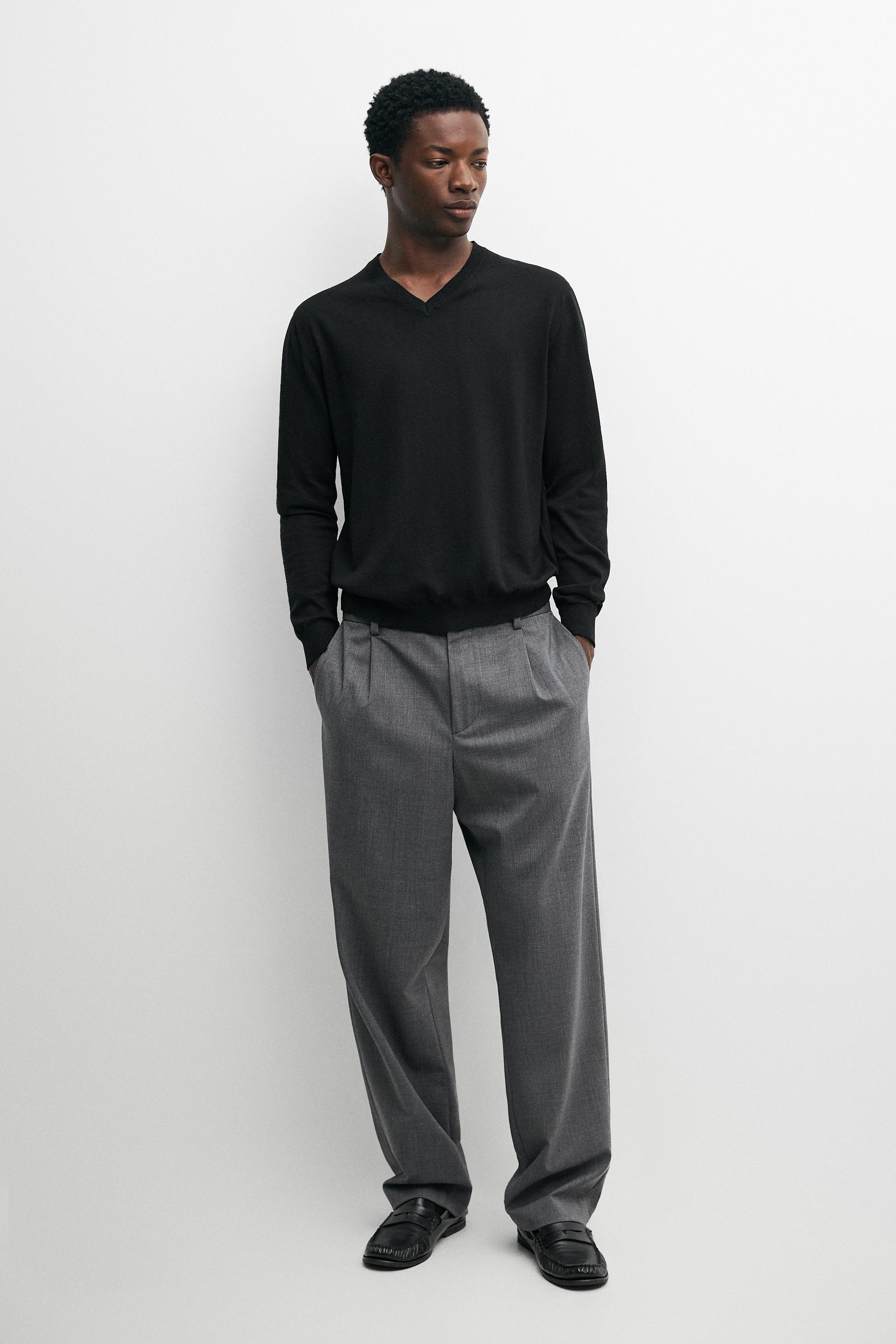 Cotton blend V-neck knit sweater
