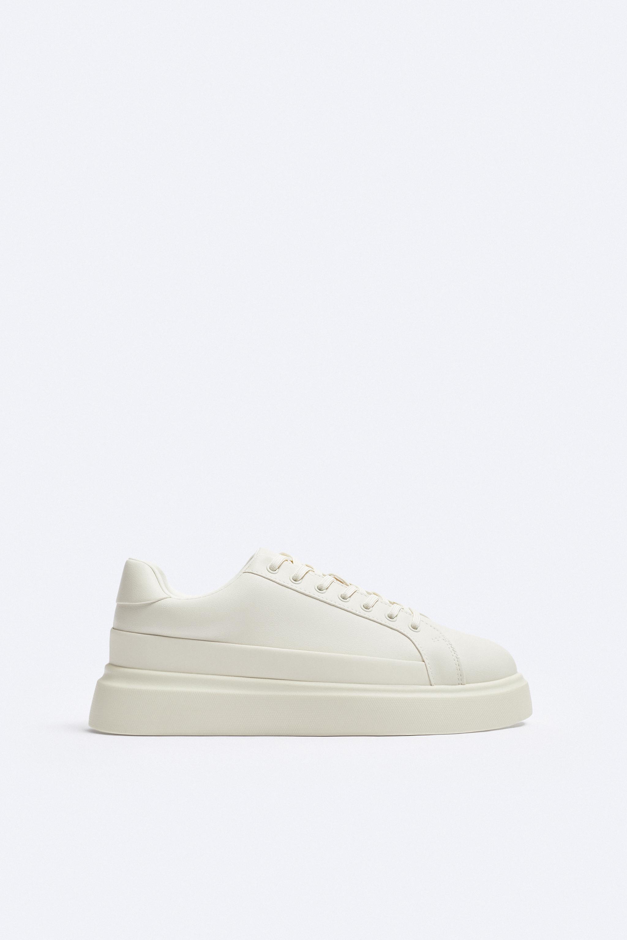 Zapatos blancos best sale zara hombre