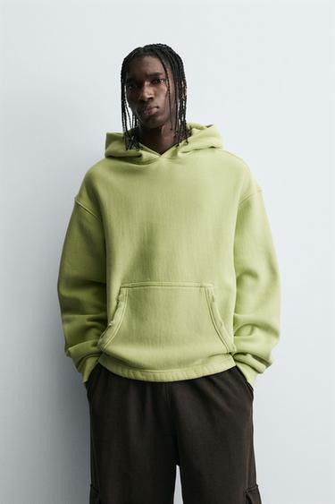 SUDADERA HOODIE EFECTO LAVADO - pistacho de Zara