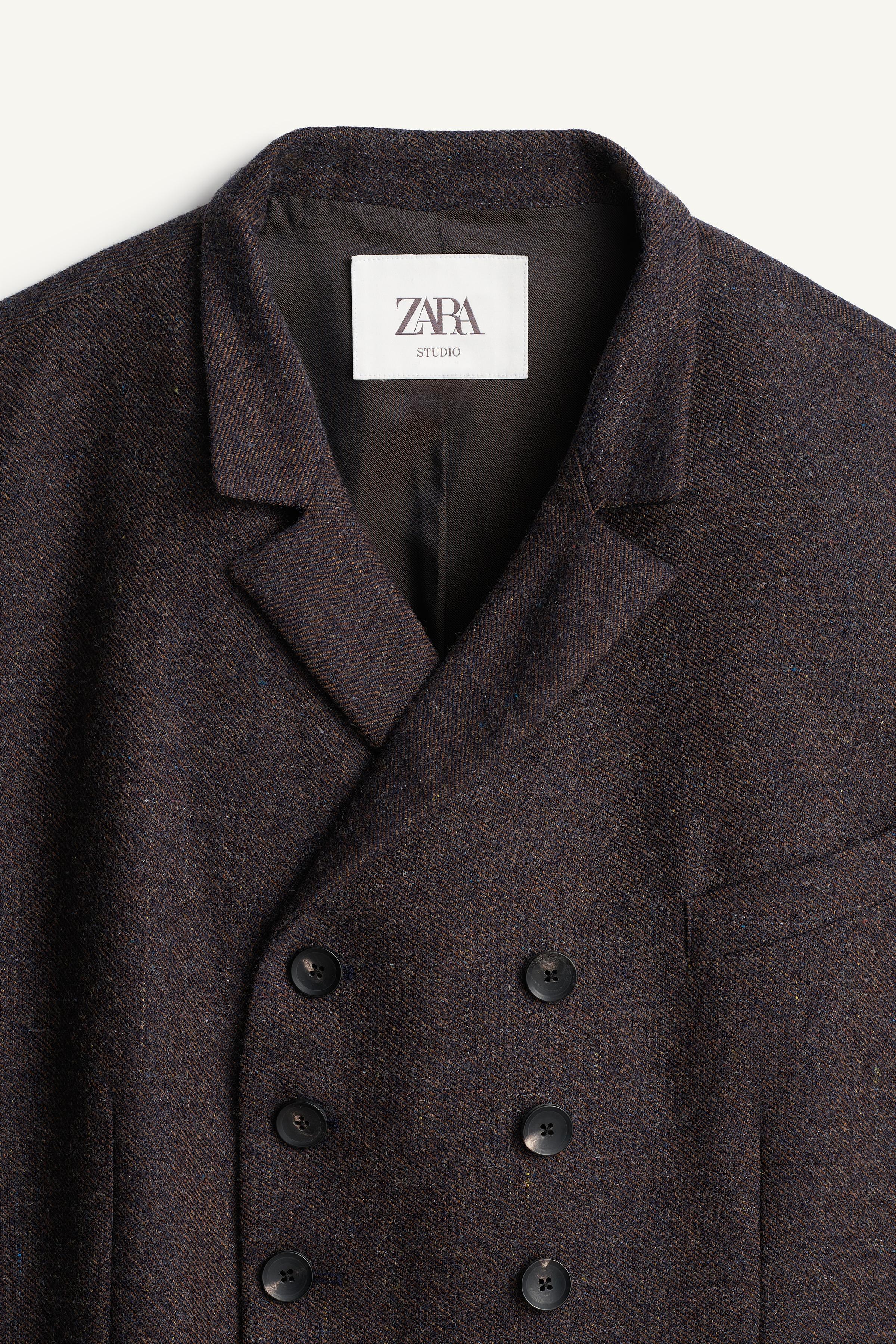 STRUCTURED WOOL-BLEND DOUBLE-BREASTED SUIT BLAZER