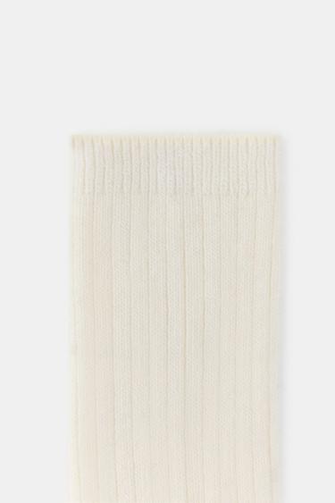 CHAUSSETTES UNIES AVEC DE LA LAINE - Écru de Zara - Image 1