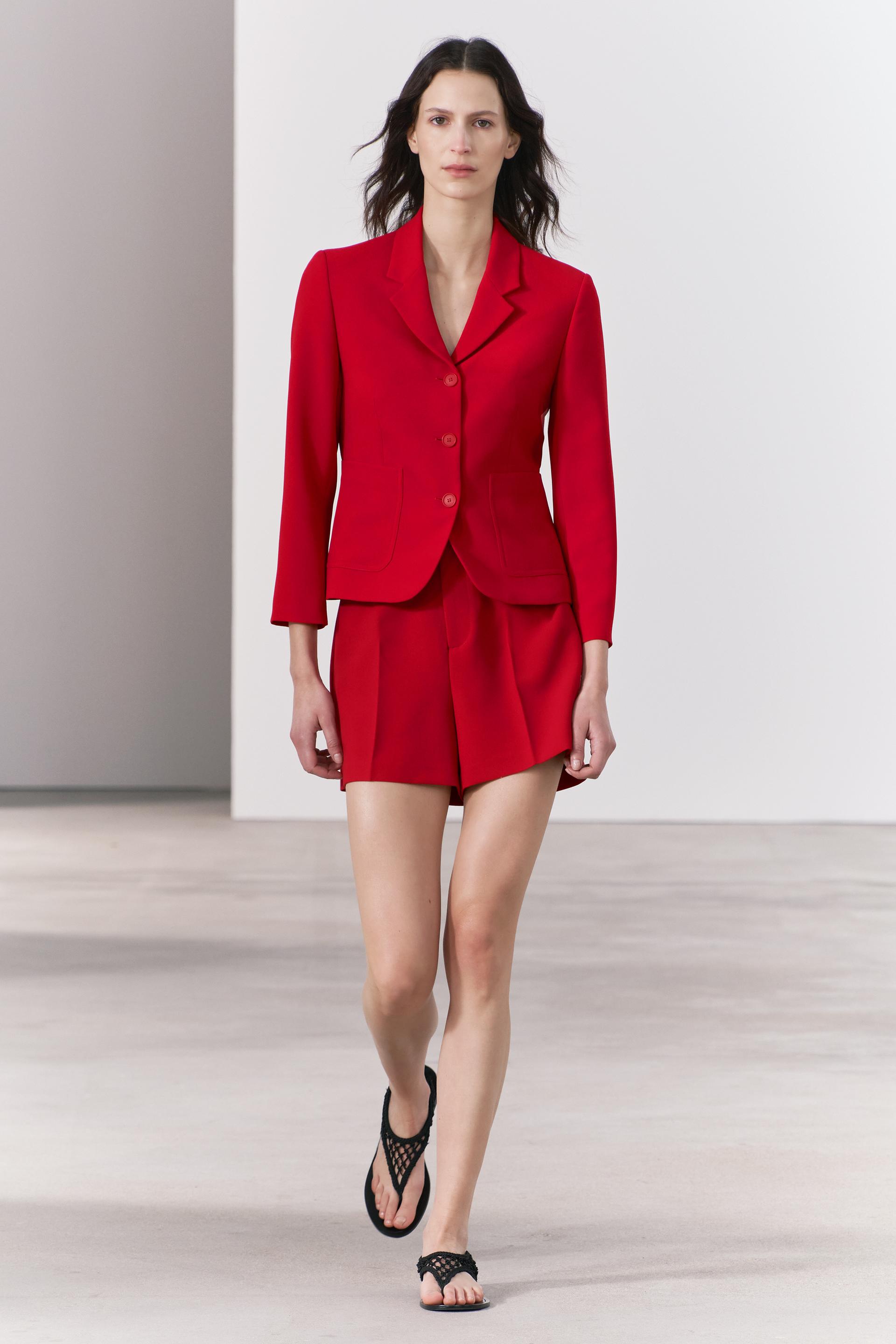 SHORTS TIRO ALTO ZW COLLECTION Rojo Fuerte ZARA Estados Unidos De shorts-tiro-alto-zw-collection-rojo-fuerte-zara-estados-unidos-de