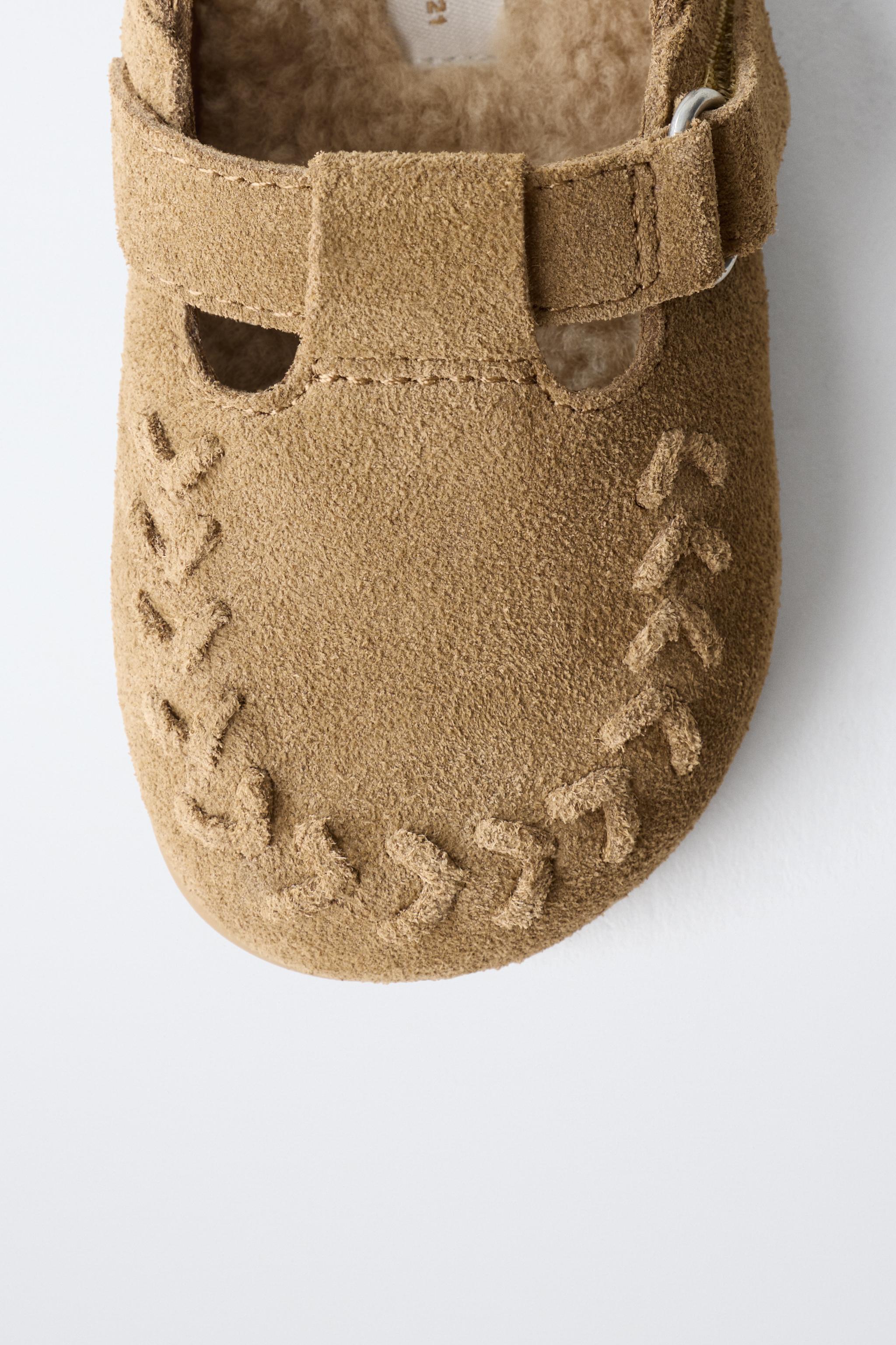 BAREFOOT LEATHER CLOGS