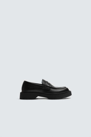 CHUNKY TASSEL LOAFER - Black by Zara