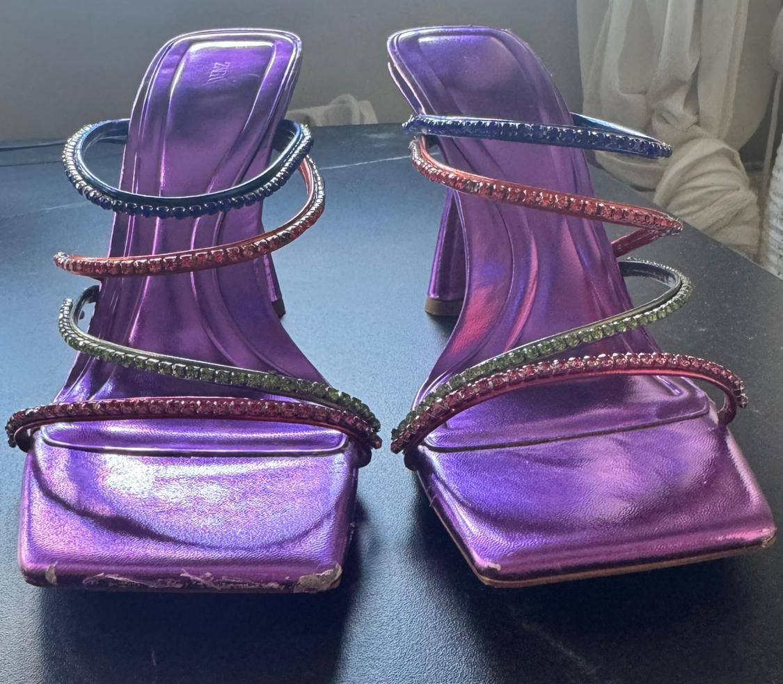 HEELED SANDALS WITH RHINESTONE STRAPS - Image 2