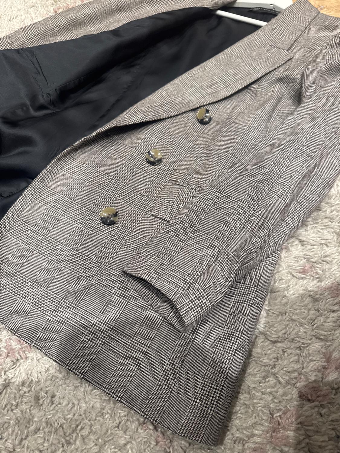 CHECKED DOUBLE-BREASTED JACKET - Image 4