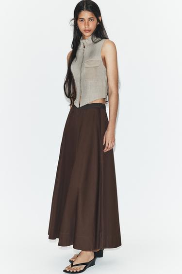 FALDA MIDI PLIEGUES - Marrón de Zara