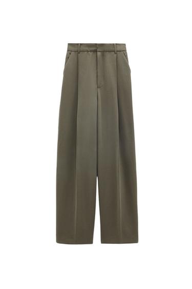 PLEATED WIDE LEG PANTS
