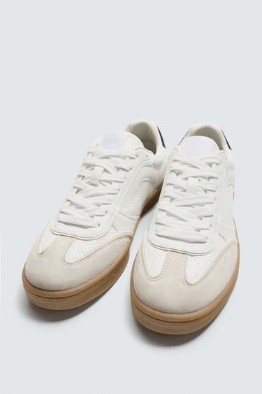 BASKETS SEMELLE CONTRASTÉE - Blanc de Zara - Image 1