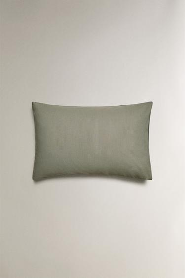 STRIPED COTTON PILLOWCASE - Green by Zara - Image 3