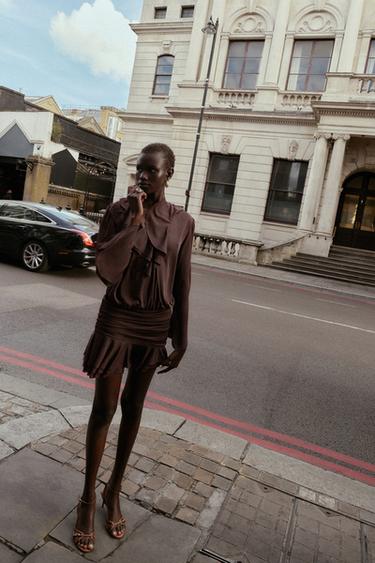 SHORT DRESS WITH RUFFLES - Burgundy by Zara
