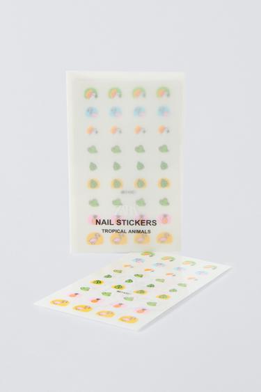 ZARA NAIL STICKERS TROPICAL ANIMALS - TINTED LEATHER الخاص بـ Zara
