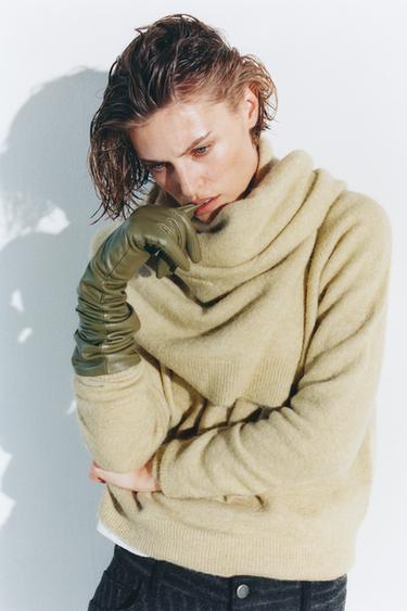 LOOK - Gold / Silver by Zara