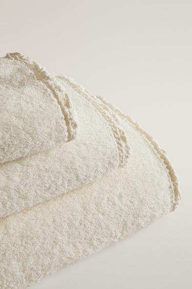 CROCHET-TRIM BATH TOWEL — Ivory 2