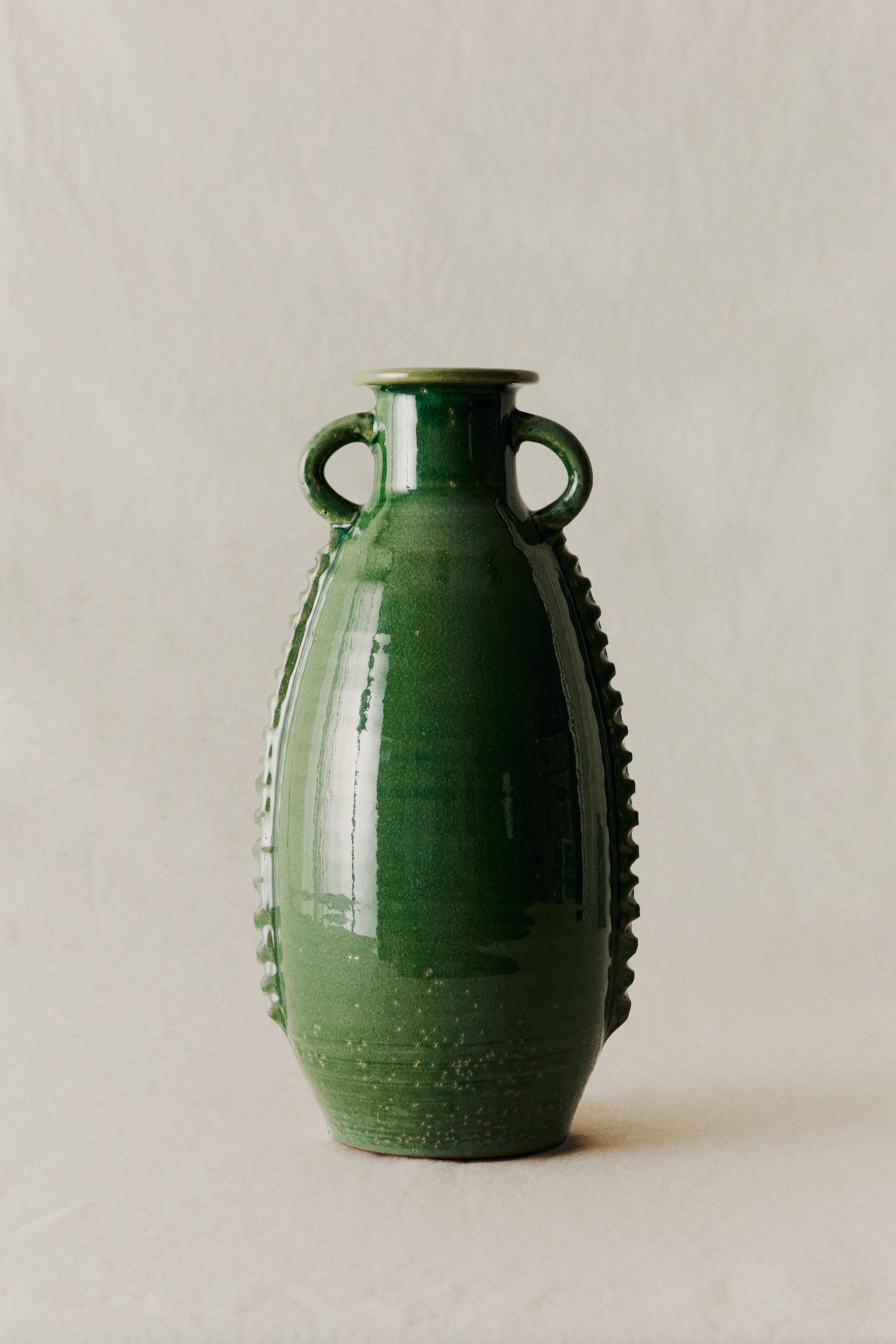 DECORATIVE TERRACOTTA VASE