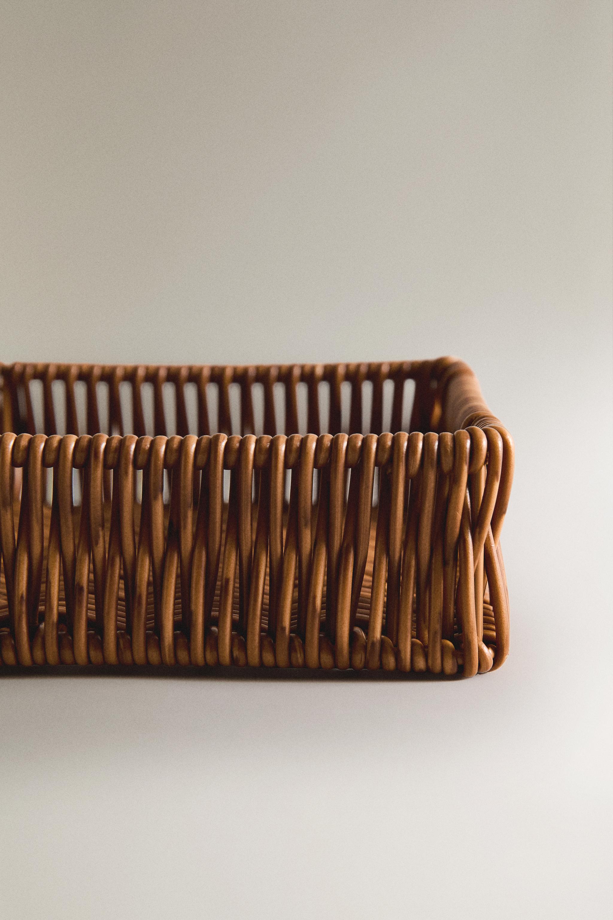 RECYCLED PLASTIC RECTANGULAR BASKET