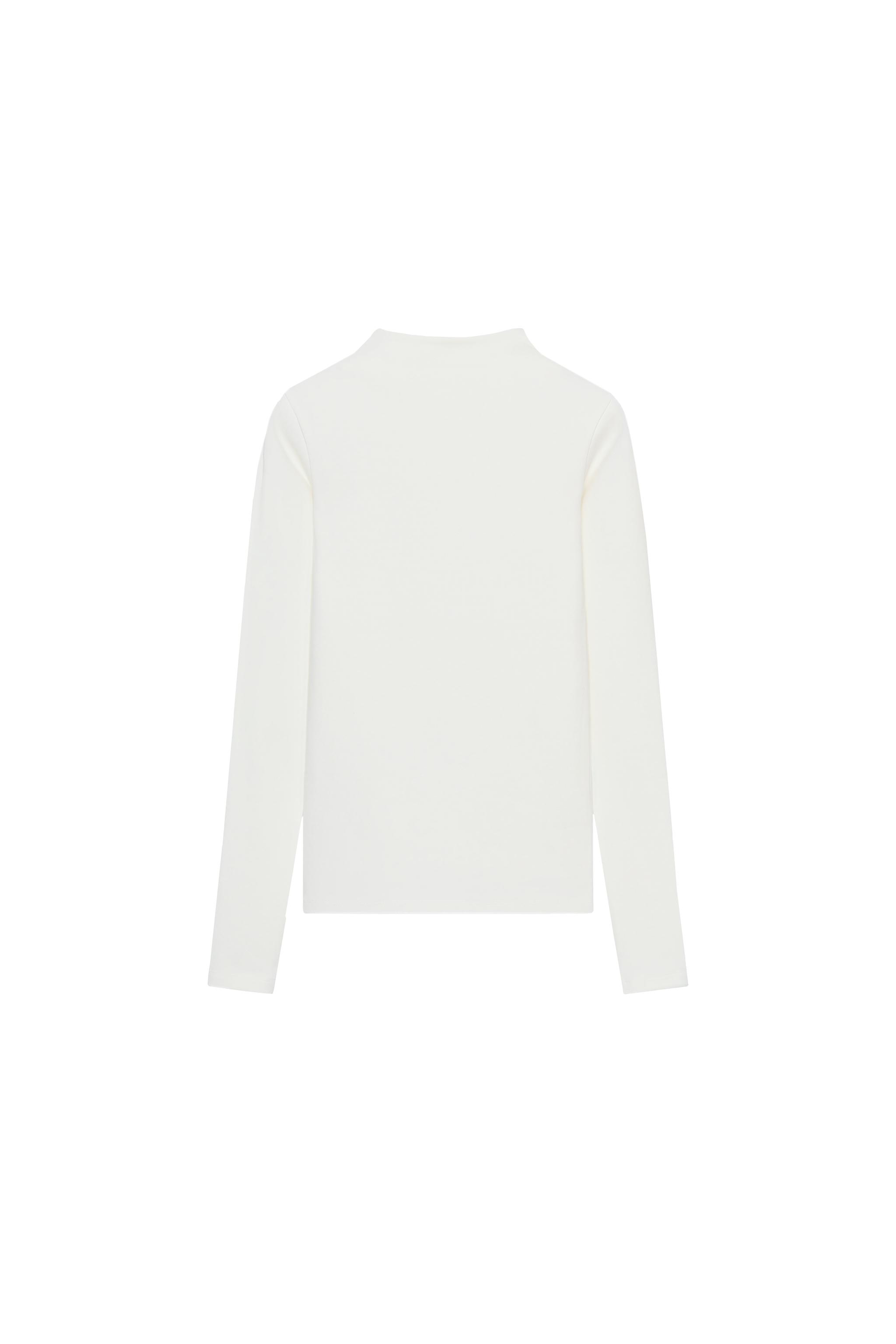 新品☆ZARA ザラ ハイネック長袖ストレッチTシャツ ZARA - 新品☆ZARA ザラ ハイネック長袖ストレッチTシャツの通販 by