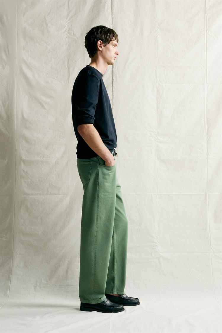 Jeans de corte relajado con efecto lavado 4