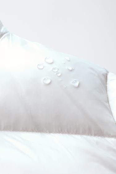 ÁO KHOÁC LÔNG VŨ 50% LÔNG ỐNG VÀ 50% LÔNG TƠ CHỐNG THẤM NƯỚC - Kem từ Zara