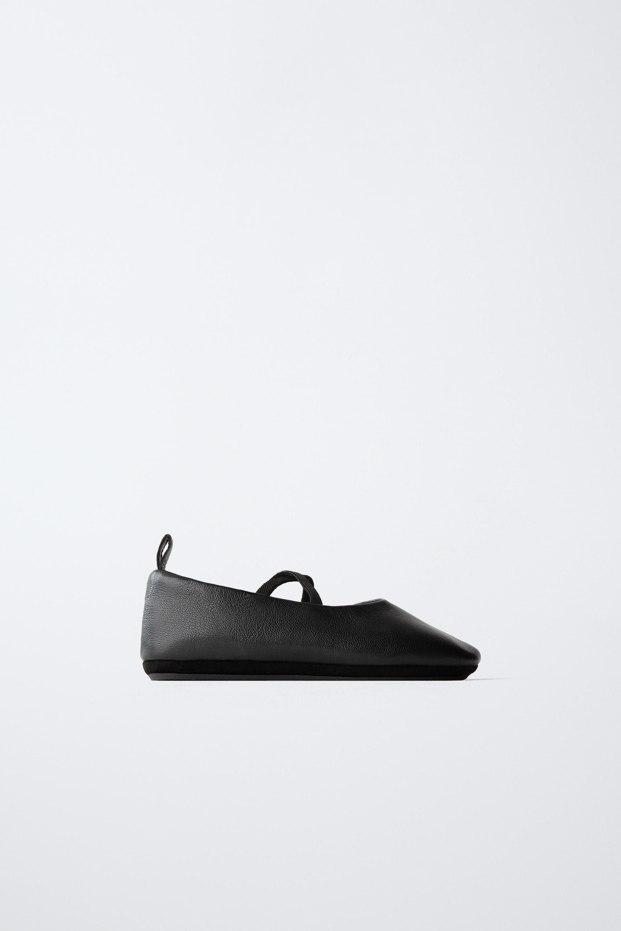 BALLERINES EN CUIR