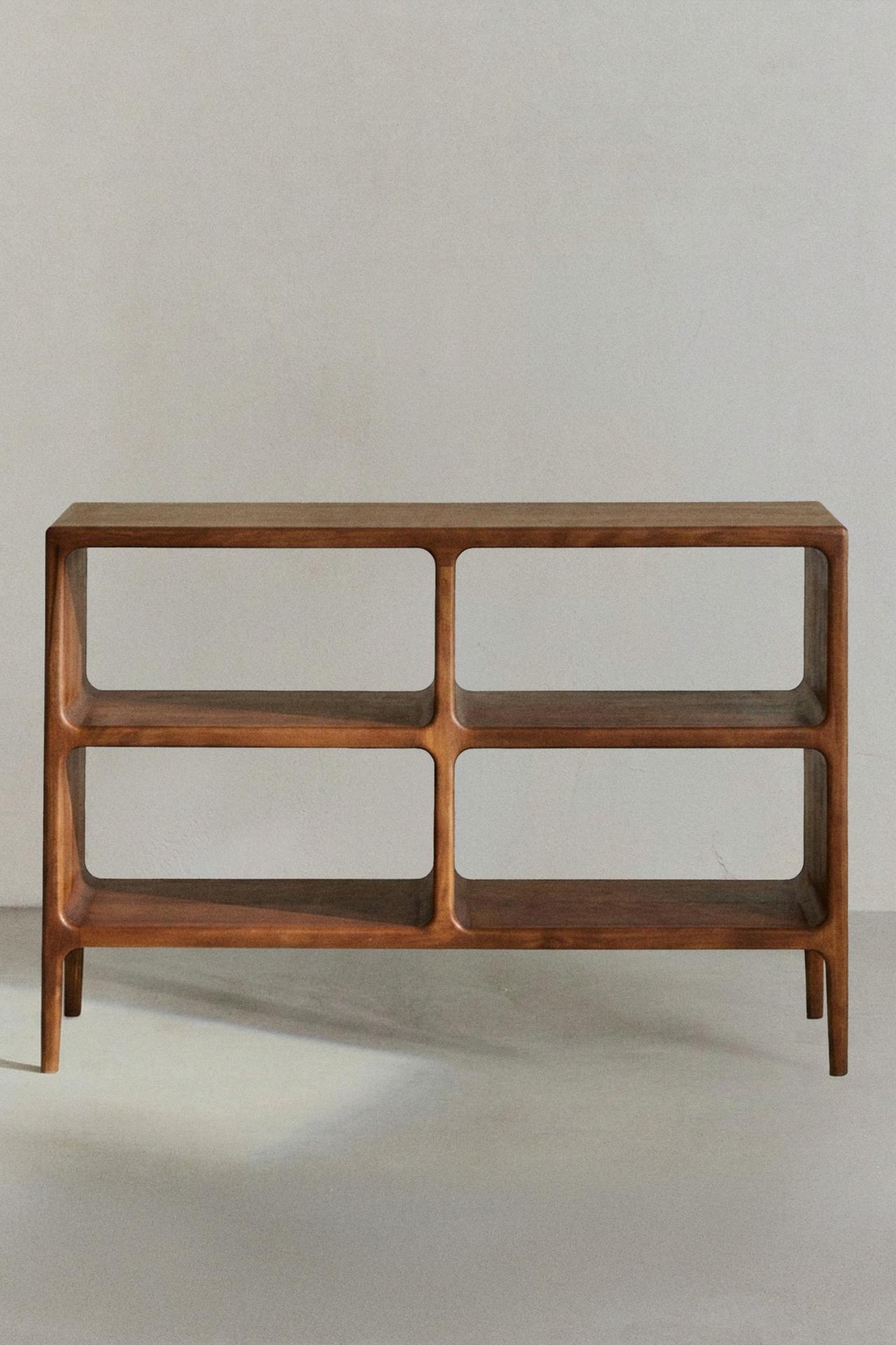 DARK WOODEN MEDIUM SIDEBOARD — Brown