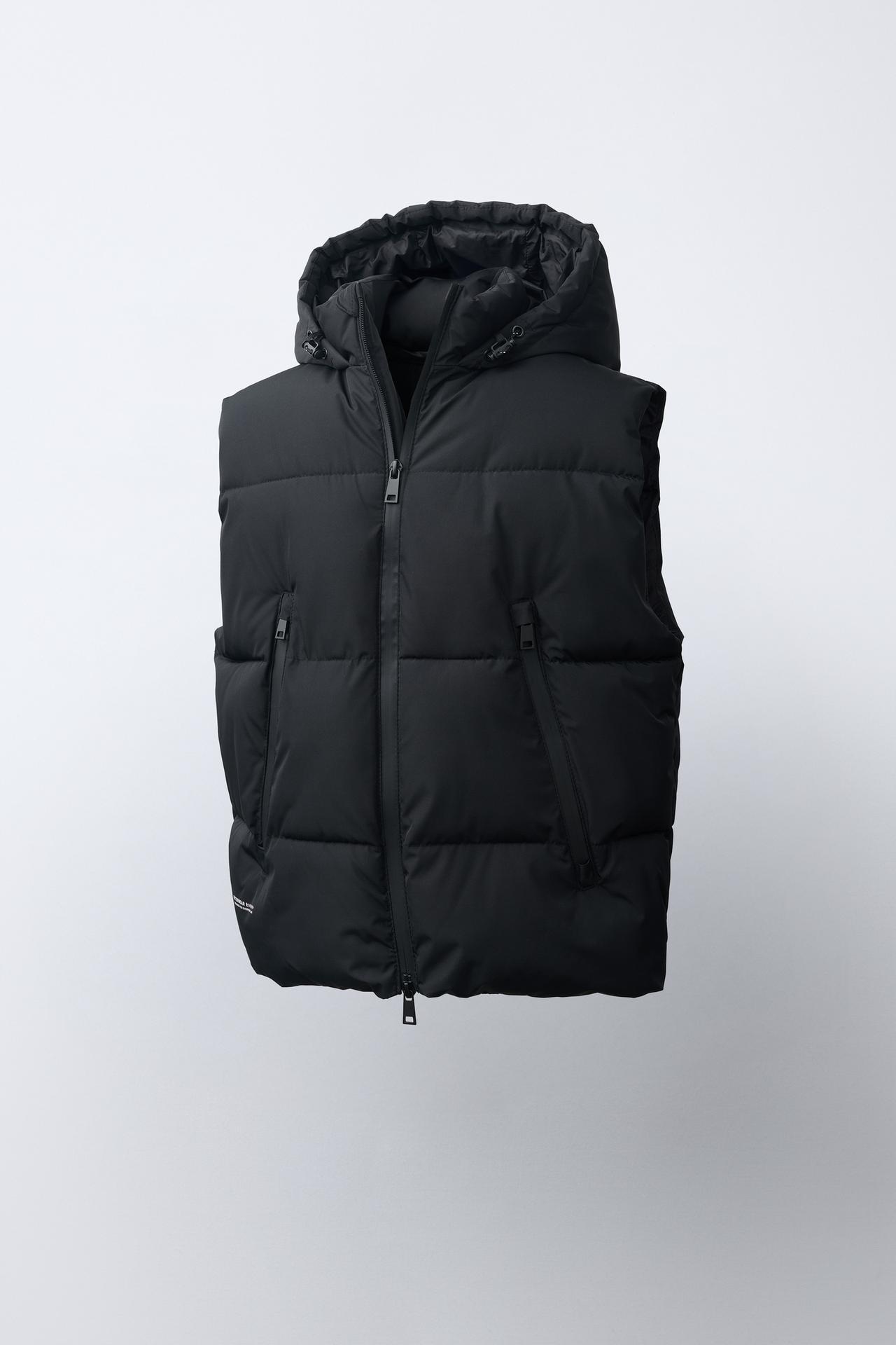 WATER-REPELLENT PUFFER VEST — Black