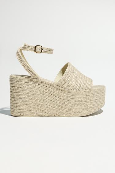 CUÑA PLATAFORMA XUTE - Beixe claro de Zara