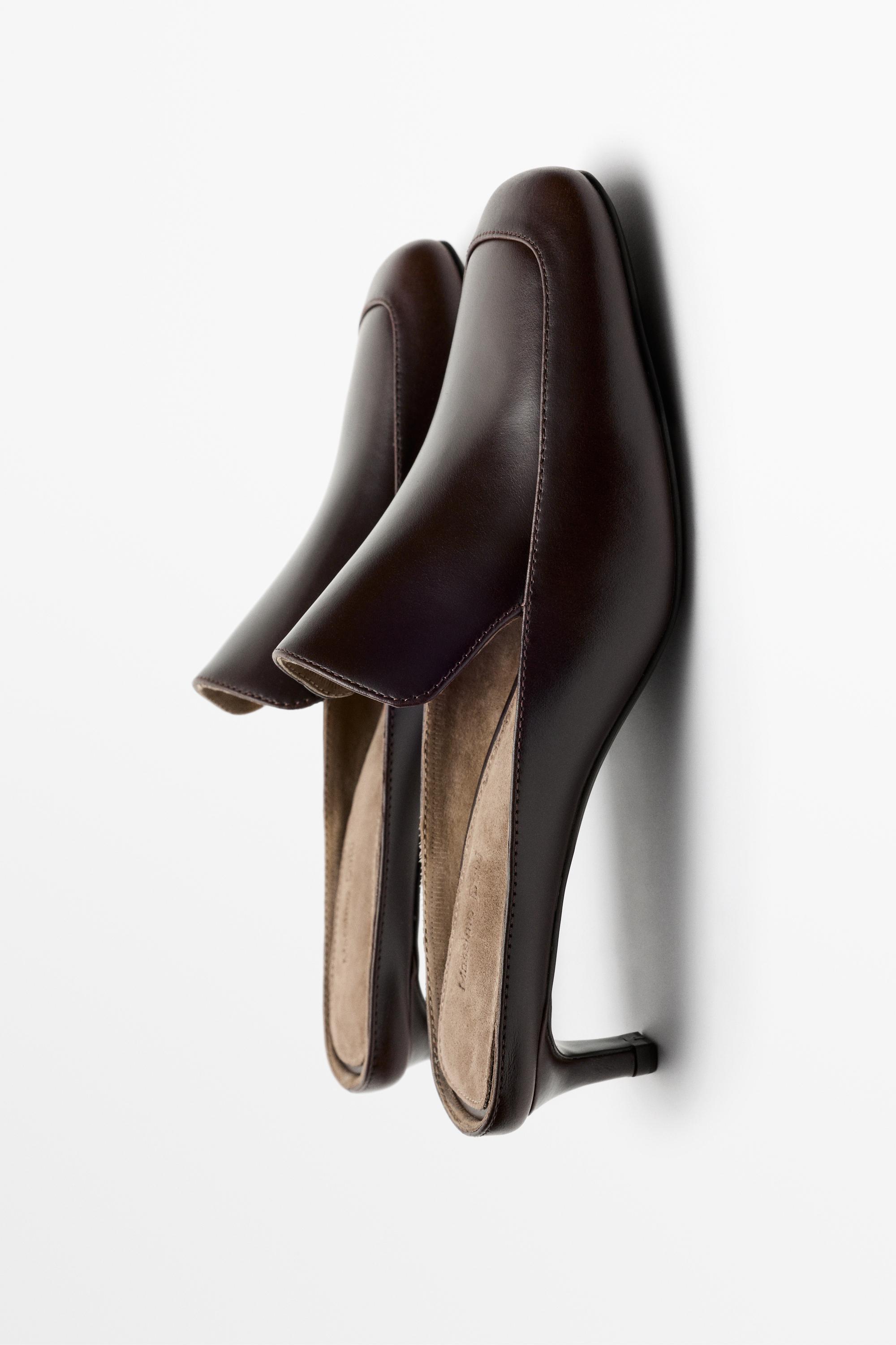 Heeled leather canvas loafer