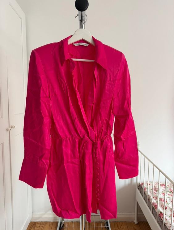 zara hot pink blazer dress SURPLICE WITH BUTTONS | SECOND HAND global-occasion-Black Tie