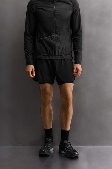 2-IN-1 PERFORATED SHORTS - Black by Zara