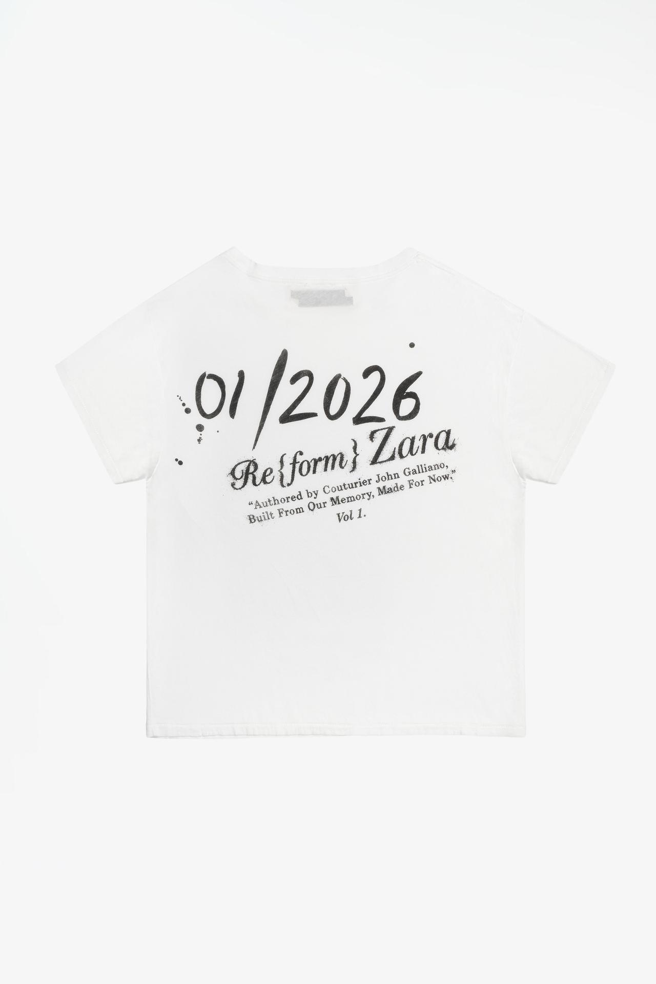 LIMITED EDITION GRAPHIC CROPPED T-SHIRT — Blue / White