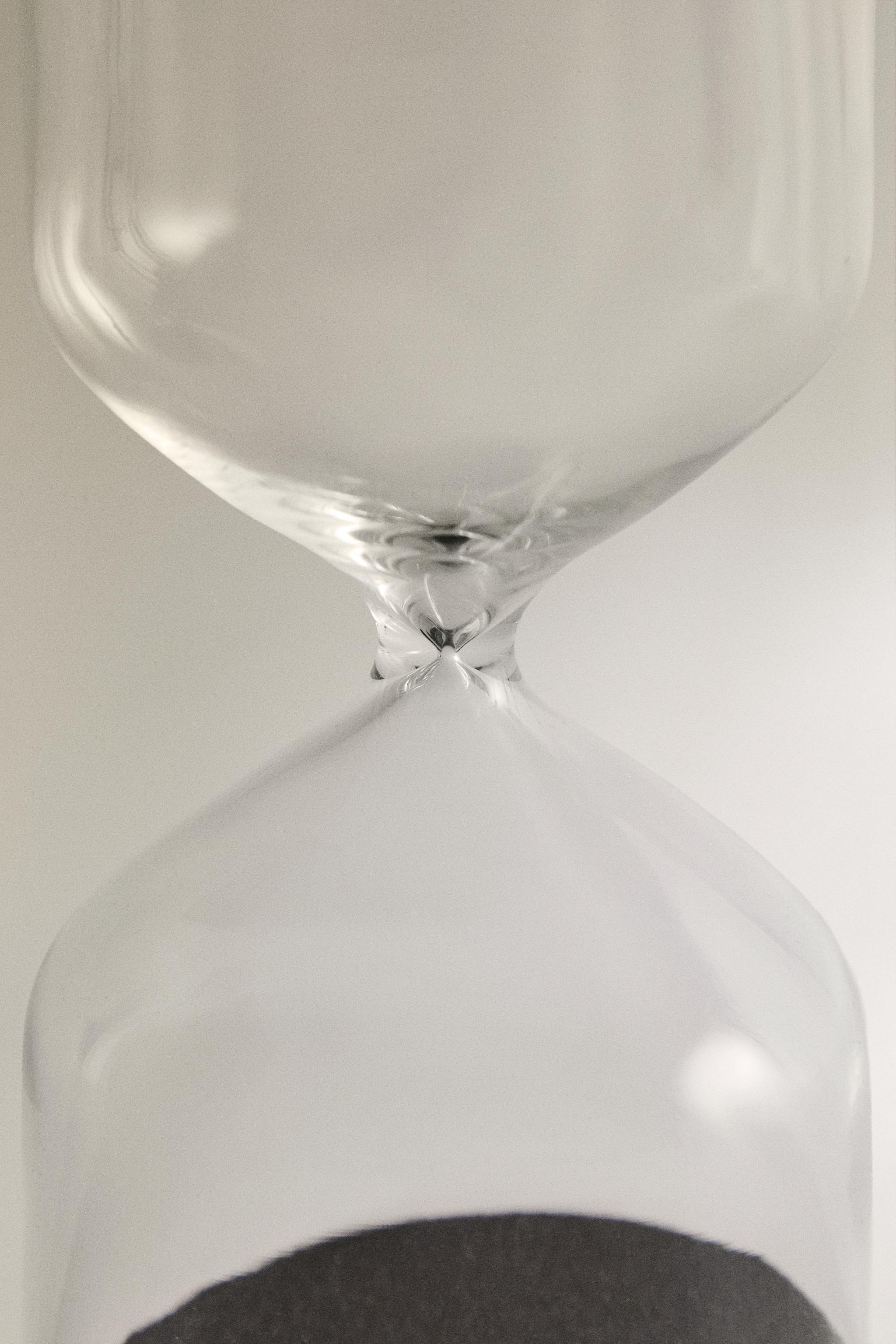 HOURGLASS - Black | ZARA United States