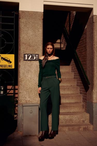 PANTALÓN CINTURÓN HEBILLA - Botella de Zara