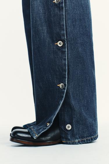 TRF BAGGY MID-WAIST BUTTON JEANS - Blue by Zara - Image 4