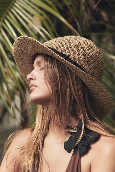 CHAPÉU COM FITA EM CONTRASTE - Marrom-claro da Zara