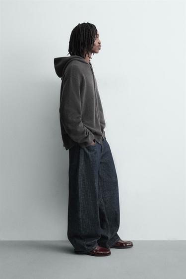 GILET EN MAILLE AVEC CAPUCHE - Gris anthracite de Zara - Image 3