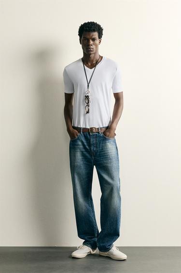 BASIC V-NECK T-SHIRT - White by Zara