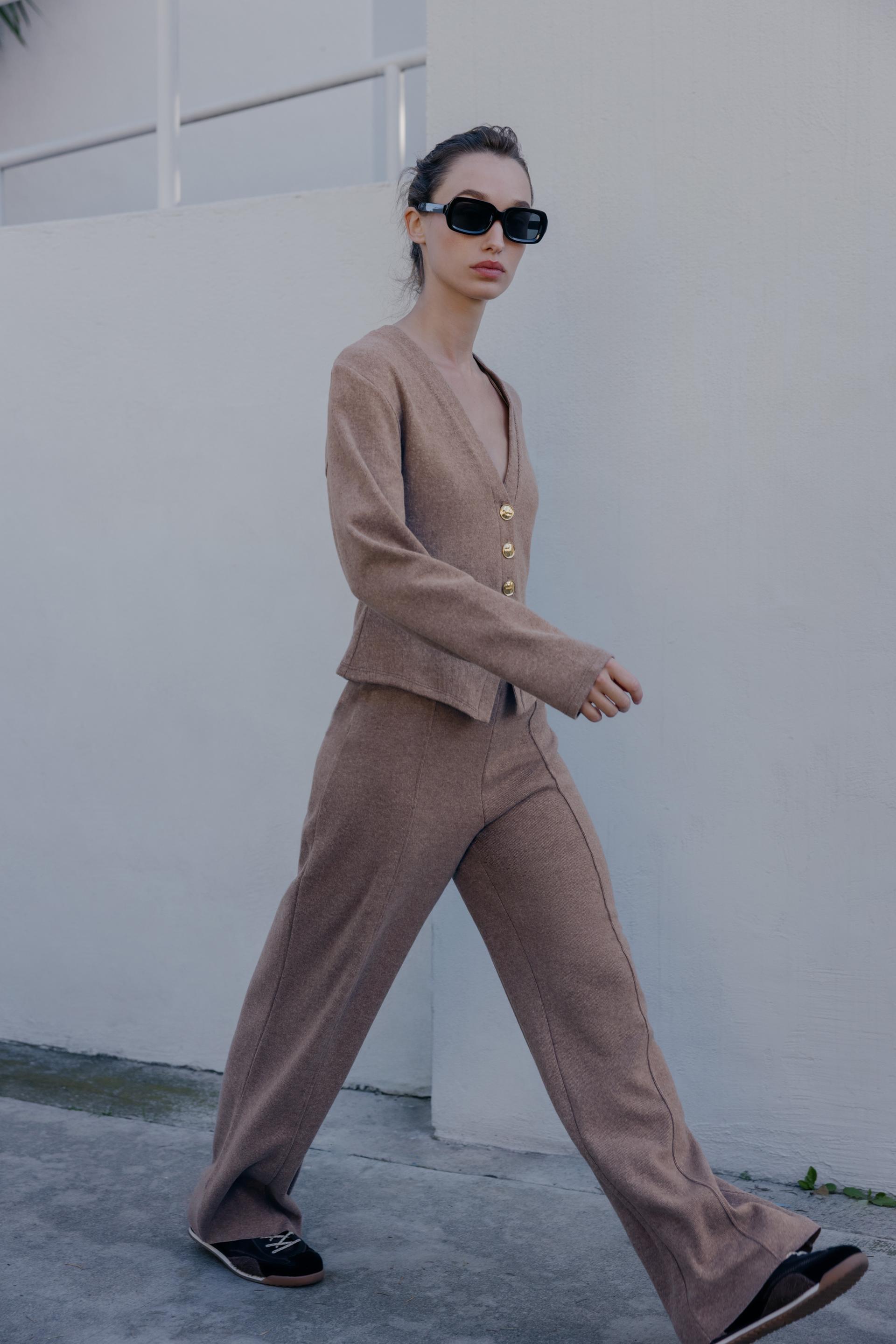 Zara SOFT BUTTON CARDIGAN