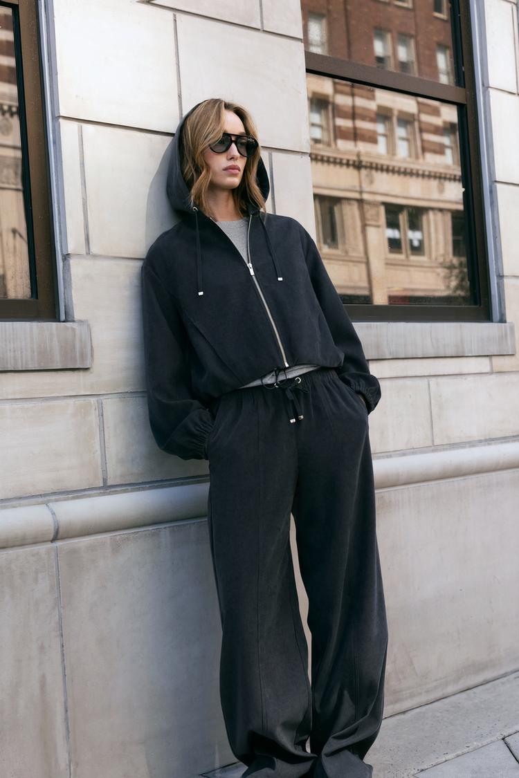 HOODED BOMBER JACKET