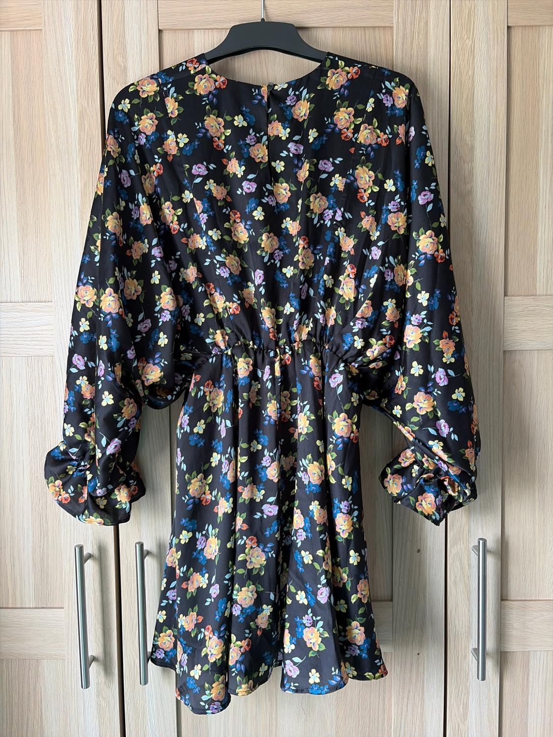 PRINTED SATIN DRESS - Image 5